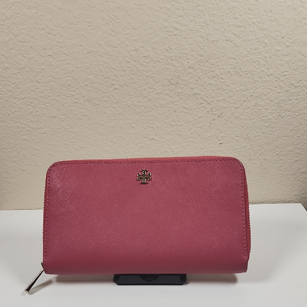 Tory Burch Rose Women's Zippy Wallet